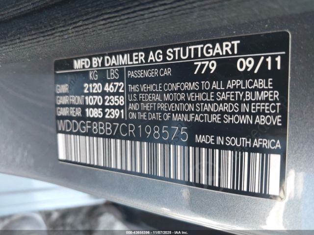 2012 MERCEDES-BENZ C 300 WDDGF8BB7CR198575 Photo 8