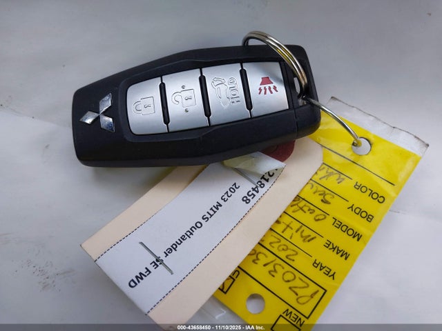 2023 MITSUBISHI OUTLANDER JA4J3UA82PZ031306 Photo 10