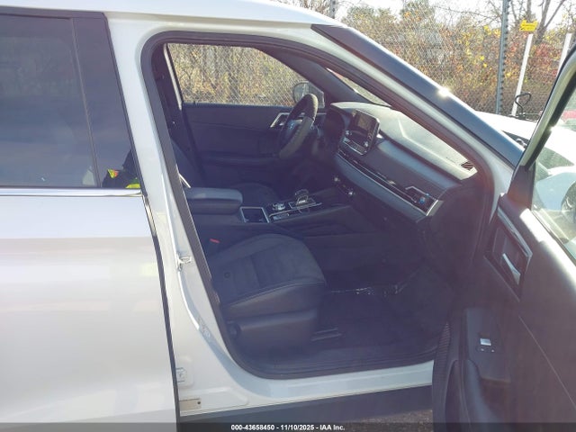 2023 MITSUBISHI OUTLANDER JA4J3UA82PZ031306 Photo 4