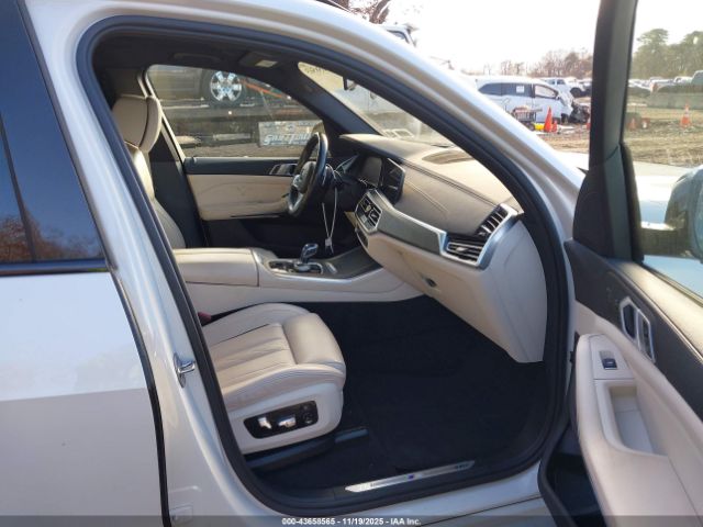 2022 BMW X5 5UXCR6C00N9J15183 Photo 4