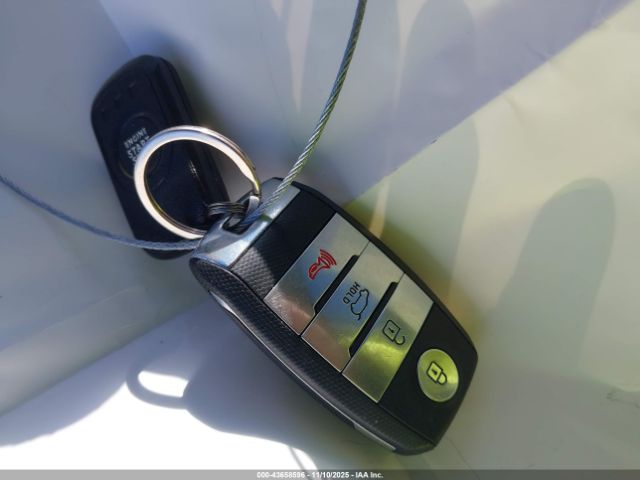 2020 KIA SORENTO 5XYPKDA58LG660375 Photo 10