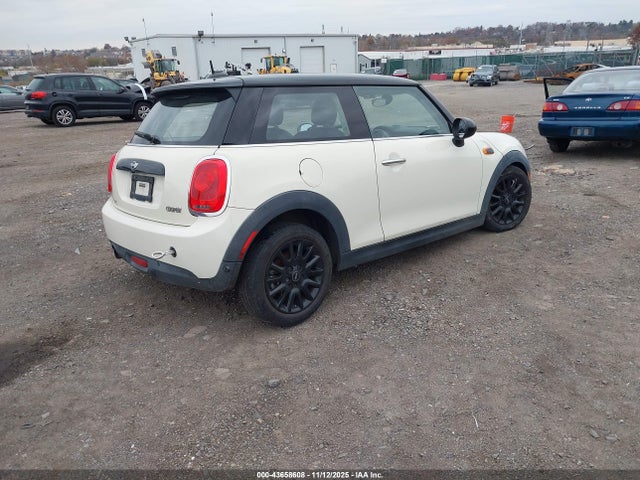 2018 MINI HARDTOP WMWXP5C50J2G64223 Photo 3