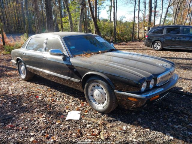 1998 JAGUAR XJ8 SAJKX6248WC842326 Photo 0