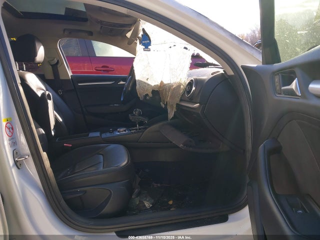 2015 AUDI A3 WAUBFGFFXF1002768 Photo 4