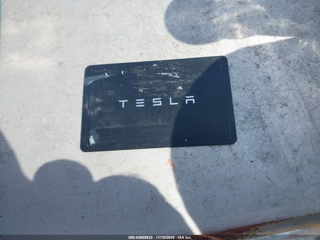 2023 TESLA MODEL 3 5YJ3E1EAXPF681284 Photo 10