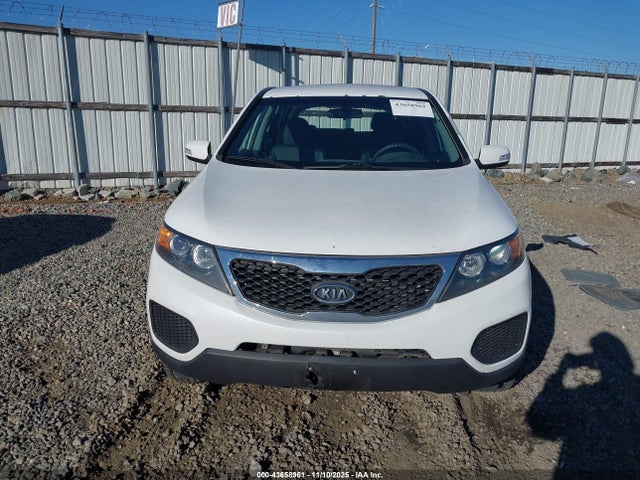 43658961 :رقم المزاد ، 5XYKT4A10DG351876 vin ، 2013 Kia Sorento Lx مزاد بيع