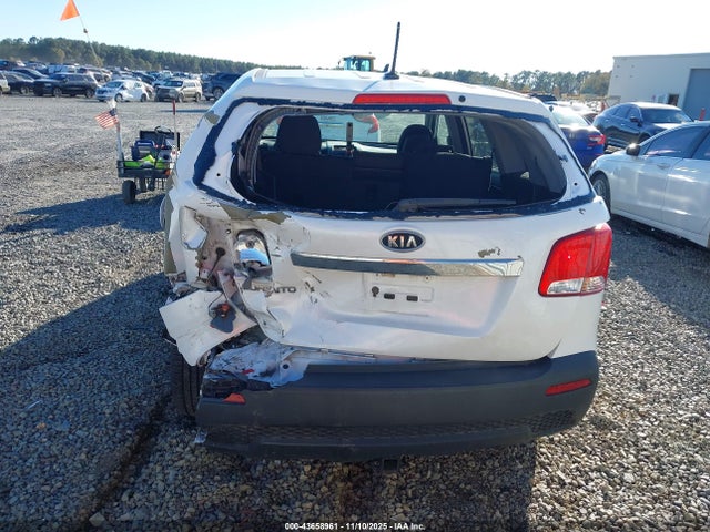 43658961 :رقم المزاد ، 5XYKT4A10DG351876 vin ، 2013 Kia Sorento Lx مزاد بيع