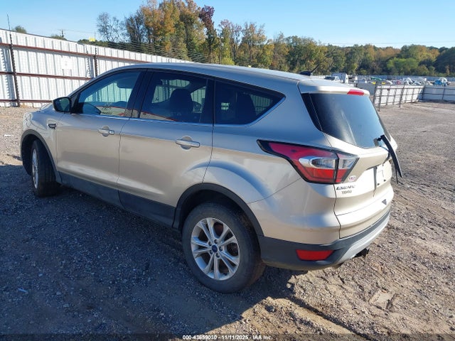 1FMCU9GD4HUC35760 Ford ESCAPE SE