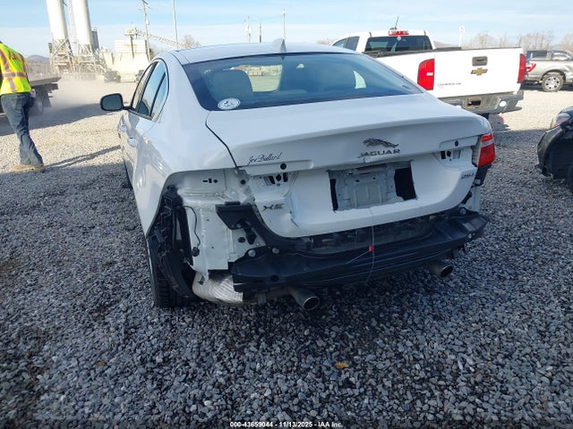 2017 JAGUAR XE SAJAD4BG6HA965947 Photo 5