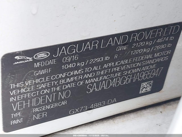 2017 JAGUAR XE SAJAD4BG6HA965947 Photo 8