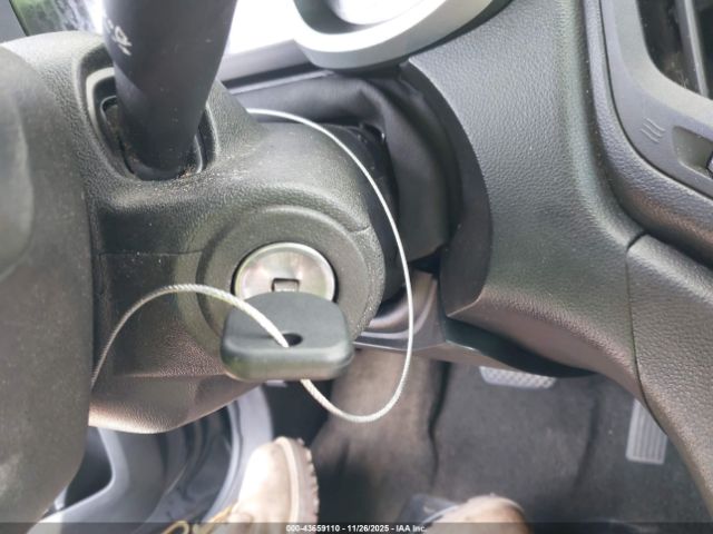 2011 CHEVROLET EQUINOX 2CNFLFE53B6285937 Photo 10