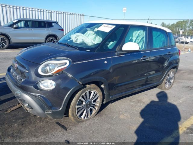 2019 FIAT 500L ZFBNFADH2KZ042147 Photo 1