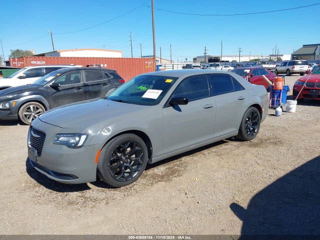 43659154 :رقم المزاد ، 2C3CCAAG0JH216504 vin ، 2018 Chrysler 300 Touring مزاد بيع