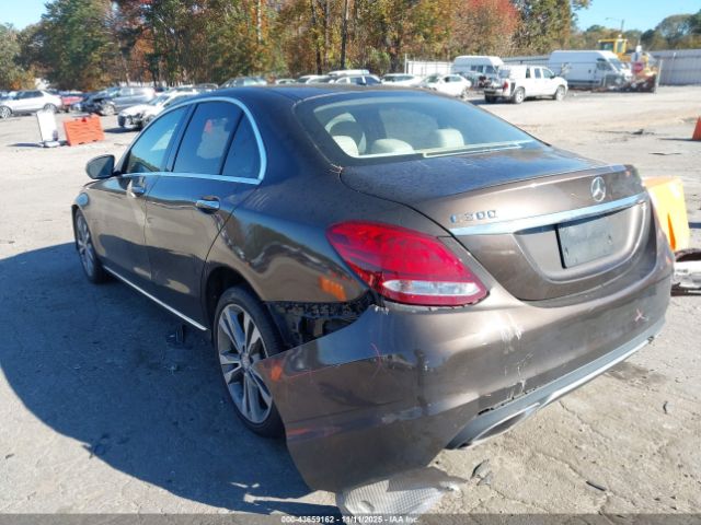 2015 MERCEDES-BENZ C 300 55SWF4KB9FU039645 Photo 2