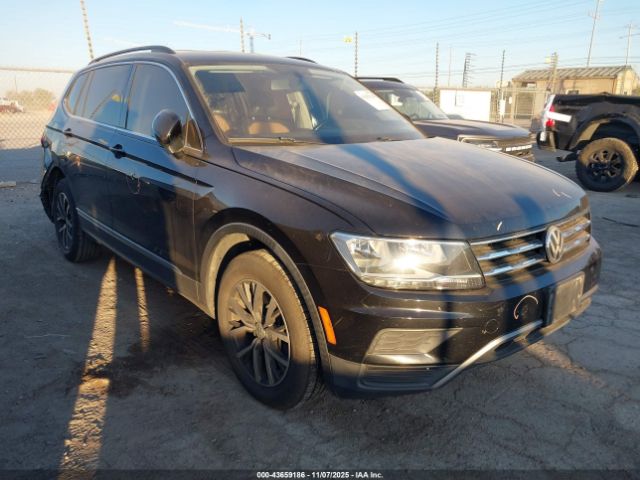 2018 VOLKSWAGEN TIGUAN 3VV3B7AX0JM185520