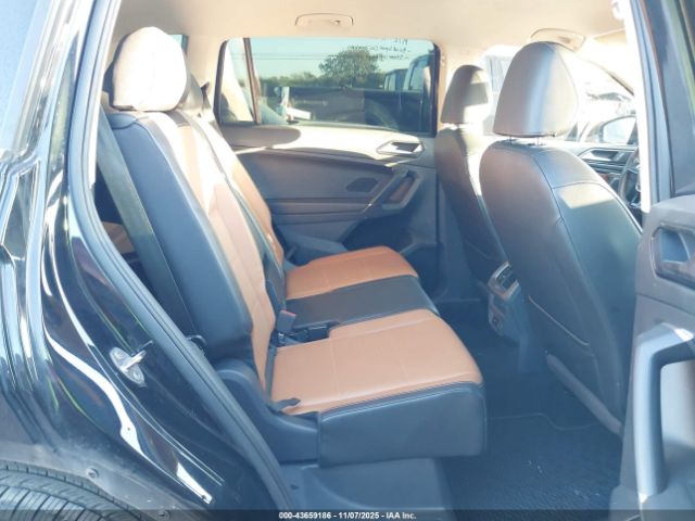 2018 VOLKSWAGEN TIGUAN 3VV3B7AX0JM185520 Photo 7