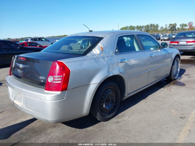 2008 CHRYSLER 300 2C3KA43R18H176641 Photo 3