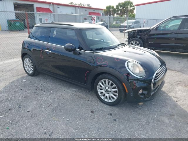2016 MINI HARDTOP WMWXP5C58G2D14749