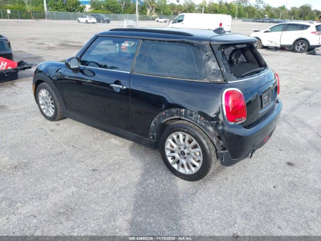 2016 MINI HARDTOP WMWXP5C58G2D14749 Photo 2
