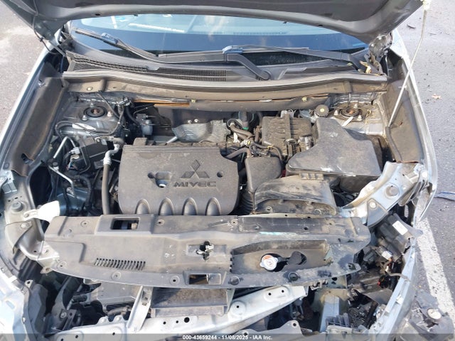 Mitsubishi Outlander Se 2018 JA4AD3A35JZ016575 Image 10