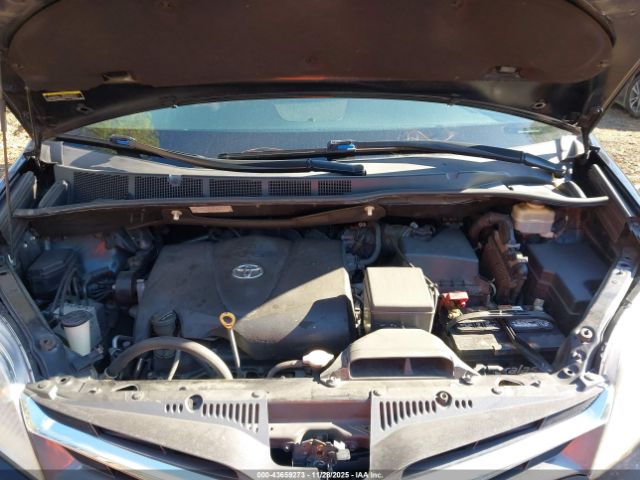 2018 TOYOTA SIENNA 5TDYZ3DC4JS927774 Photo 9