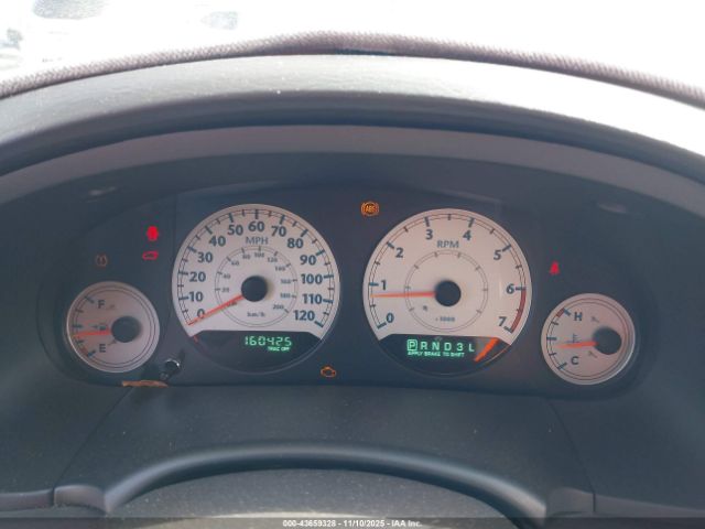 2005 CHRYSLER TOWN & COUNTRY 2C4GP54L25R284241 Photo 6