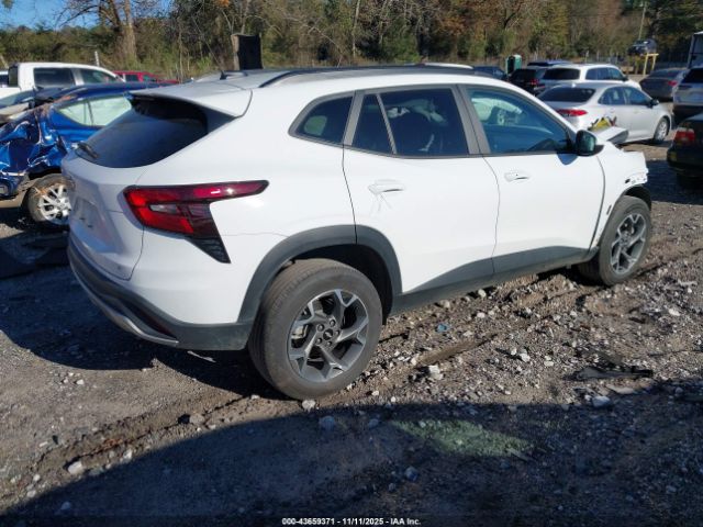 2025 CHEVROLET TRAX KL77LHEP4SC118951 Photo 3