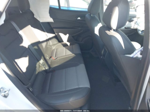 2025 CHEVROLET TRAX KL77LHEP4SC118951 Photo 7