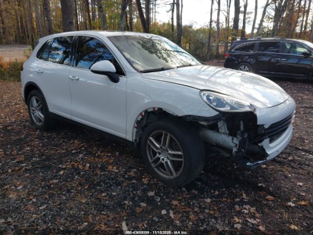 2016 PORSCHE CAYENNE WP1AA2A2XGLA02312