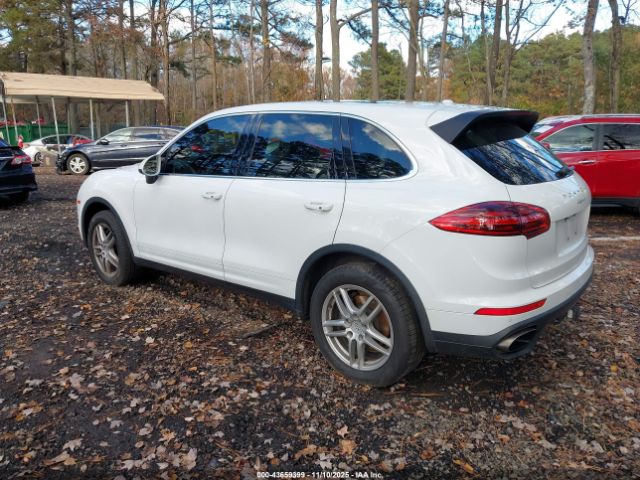 2016 PORSCHE CAYENNE WP1AA2A2XGLA02312 Photo 2