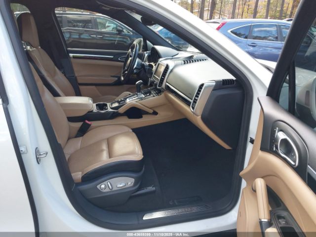 2016 PORSCHE CAYENNE WP1AA2A2XGLA02312 Photo 4