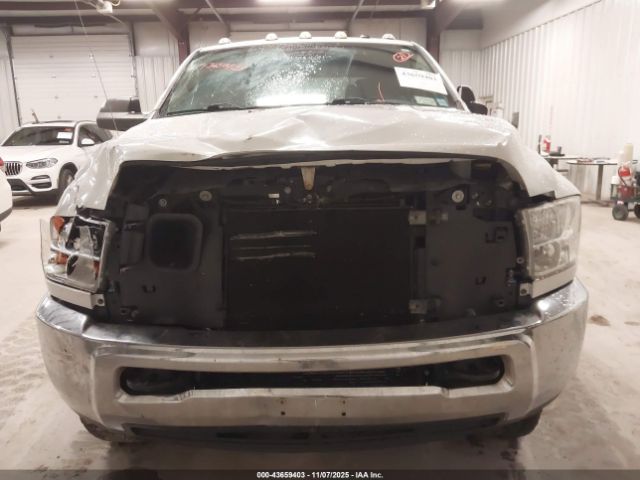 2017 RAM 2500 3C6UR5CL6HG540896 Photo 5