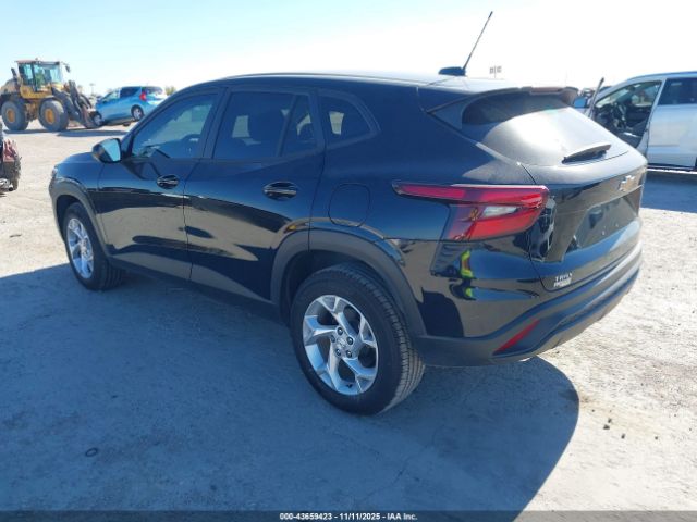 2025 CHEVROLET TRAX KL77LFEP5SC165801 Photo 2