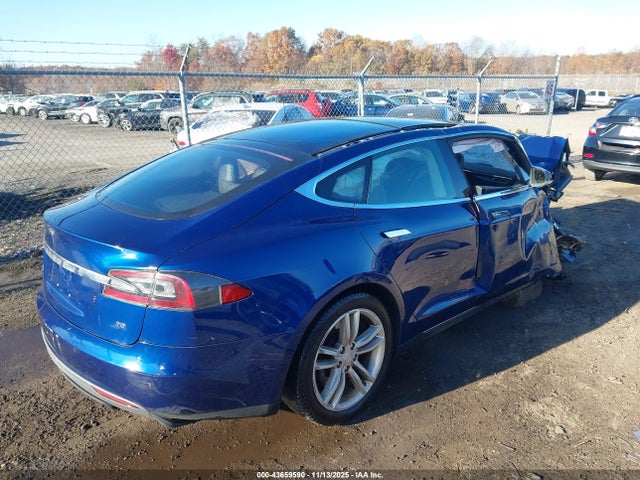2015 TESLA MODEL S 5YJSA1S14FF099787 Photo 3