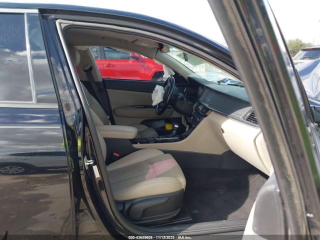 2018 KIA OPTIMA 5XXGU4L36JG244686 Photo 4