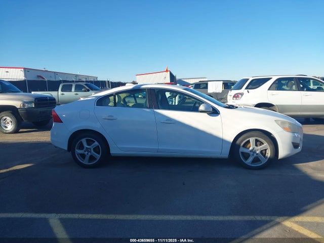 Aukcja sprzedaży 2012 Volvo S60 T5, vin: YV1622FS5C2146079, numer aukcji: 43659655