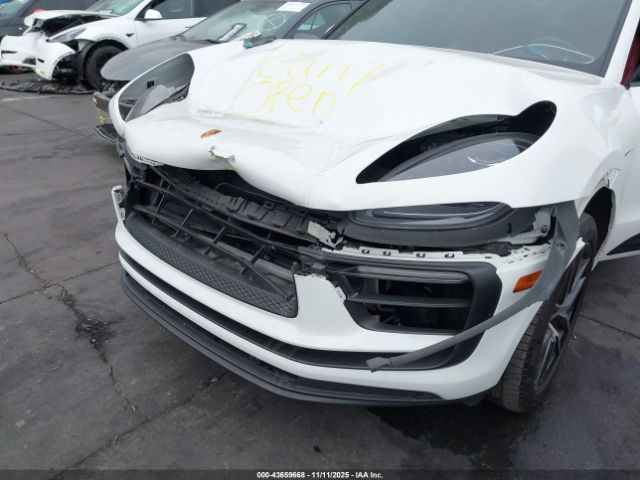2022 PORSCHE MACAN WP1AA2A58NLB12248 Photo 5