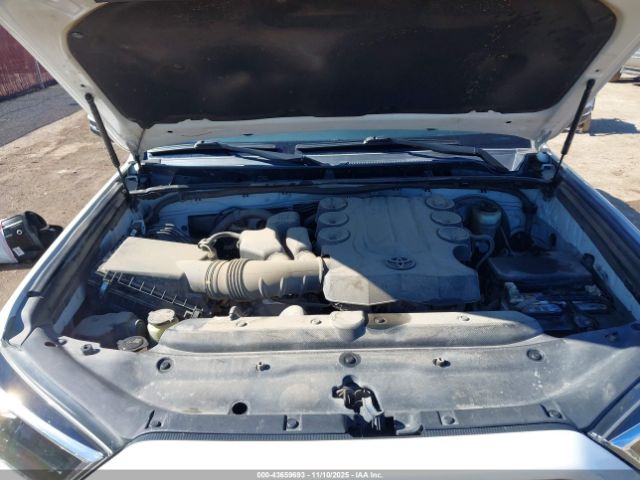 2018 TOYOTA 4RUNNER JTEZU5JR5J5191288 Photo 9