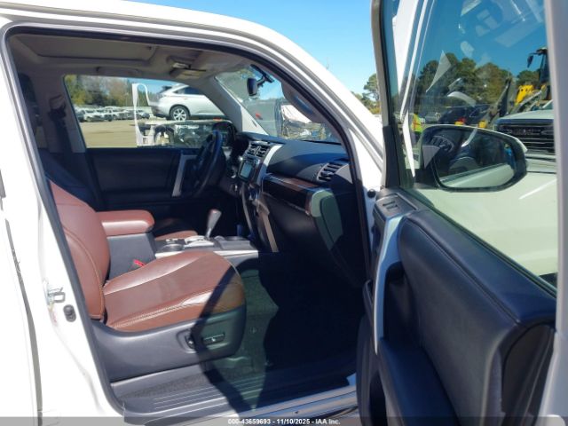 2018 TOYOTA 4RUNNER JTEZU5JR5J5191288 Photo 4