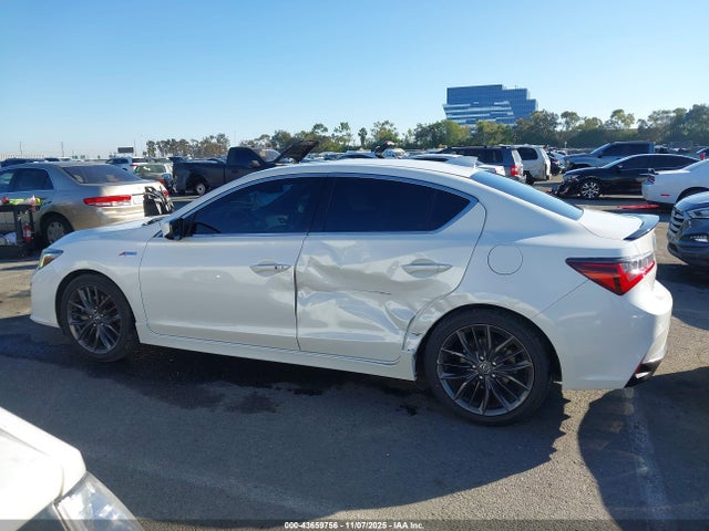 19UDE2F85LA011765 Acura Ilx Premium A-spec Packages/technology A-spec Packages
