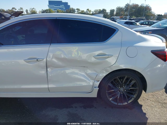 19UDE2F85LA011765 Acura Ilx Premium A-spec Packages/technology A-spec Packages