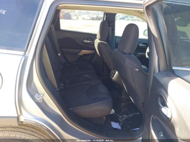 2017 JEEP CHEROKEE 1C4PJLCB0HW573967 Photo 7