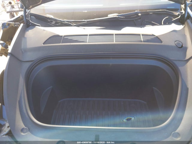 2023 TESLA MODEL Y 7SAYGAEE9PF912472 Photo 9