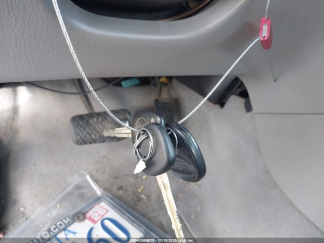 2007 TOYOTA COROLLA 2T1BR32E37C822851 Photo 10