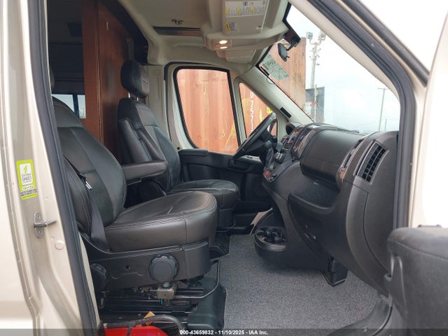 RAM Promaster 3500 2016 3C6URVJG3GE102742 Image 5
