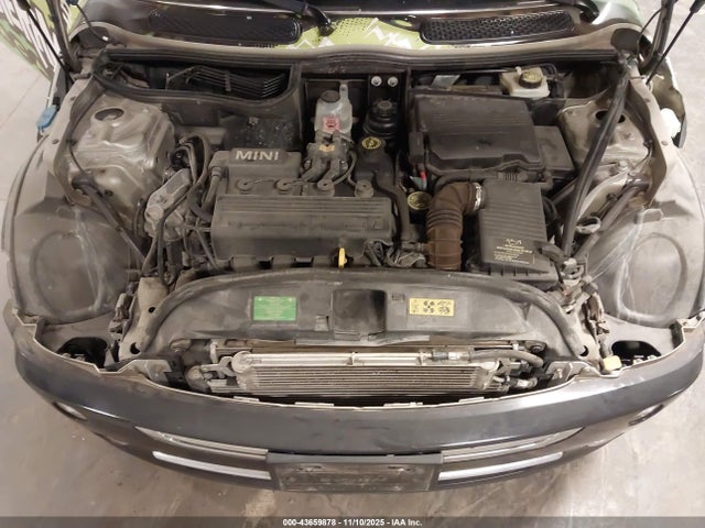 2008 MINI COOPER WMWRF335X8TG18502 Photo 9