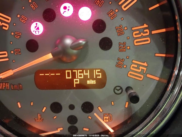 2008 MINI COOPER WMWRF335X8TG18502 Photo 6