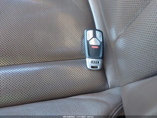 2017 AUDI Q7 WA1LAAF70HD037231 Photo 10