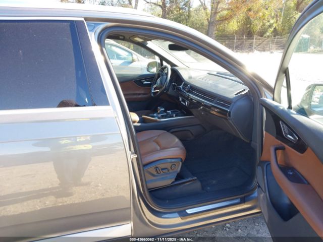 2017 AUDI Q7 WA1LAAF70HD037231 Photo 4