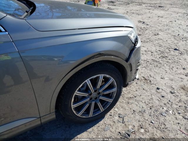 2017 AUDI Q7 WA1LAAF70HD037231 Photo 5